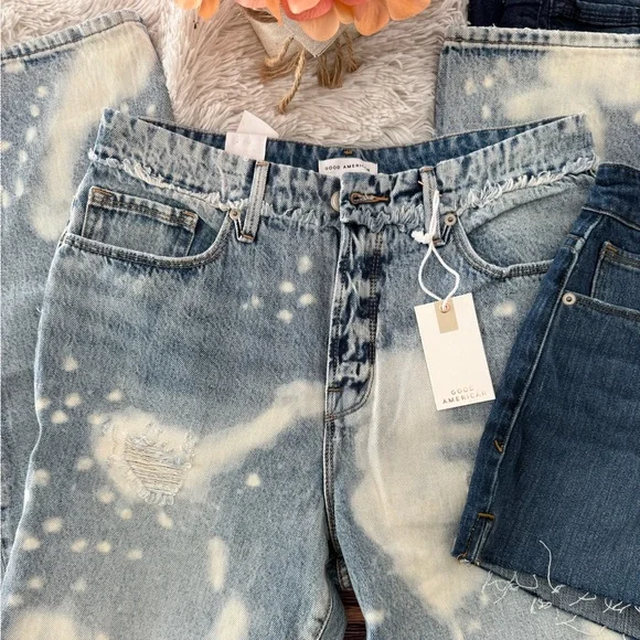 Good American Bundle Jeans and Shorts - Picture 2 of 8